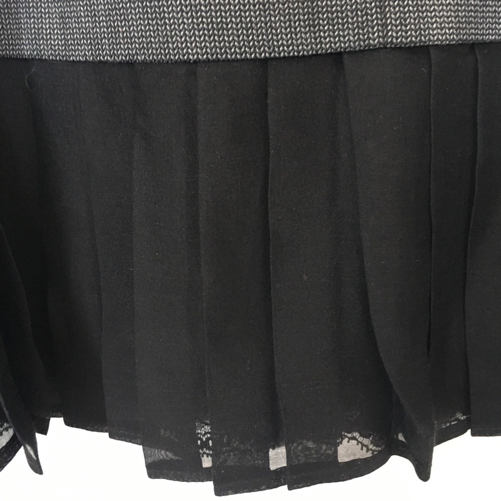 D&G Silk Blend Short Pleated Grey Black Dress Sz 2 - Picture 5 of 9